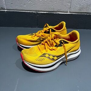 Women’s Saucony Endorphin Pro 2 running shoes